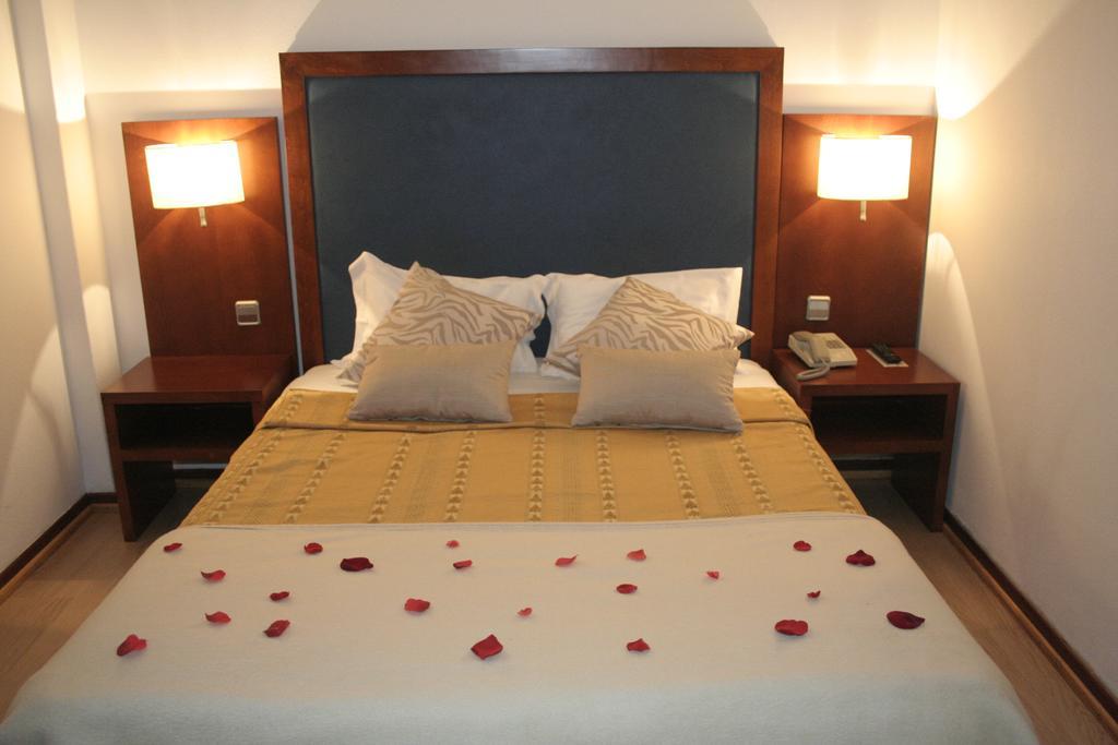 Hotel Samasa Fundao Ngoại thất bức ảnh